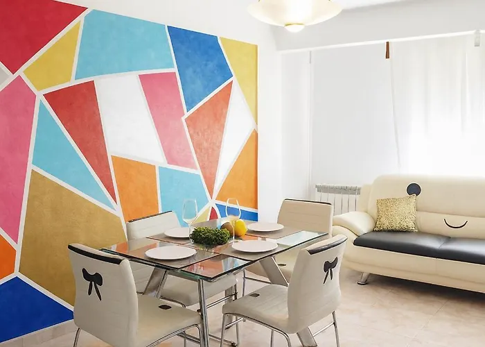 Iluminado Festivo Cerca Del Centro Appartement